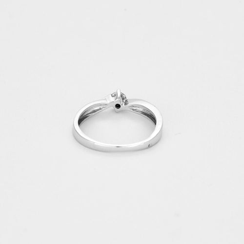 Bague Solitaire en or blanc et diamants