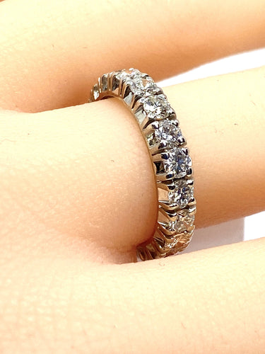 Bague 53 Alliance en or blanc et 20 diamants 58 Facettes AB578