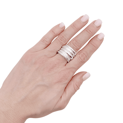 Bague 54 Bague Pomellato, "Tubolare", or blanc, diamants. 58 Facettes 34443