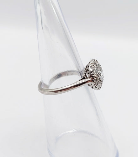 Bague 49 Bague marguerite art deco Platine et 0,65 carats diamant (circa 1940) cible 58 Facettes A06164
