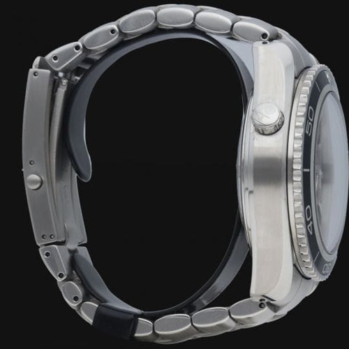 Montre Omega Montre Seamaster Planet Ocean Chronographe 58 Facettes MT41605