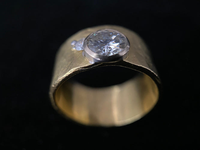 Bague 56 Bague or blanc sertie d'un diamant de 1 carat (VS-G/H) 58 Facettes