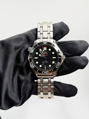 Montre OMEGA - Montre Seamaster Diver 300M 42 mm 210.30.42.20.01.001 BLACK STEEL 58 Facettes JLS