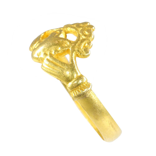 Bague 53 L'amour à travers les siècles : une bague Claddagh hollandaise de 1670 58 Facettes 23304-0151