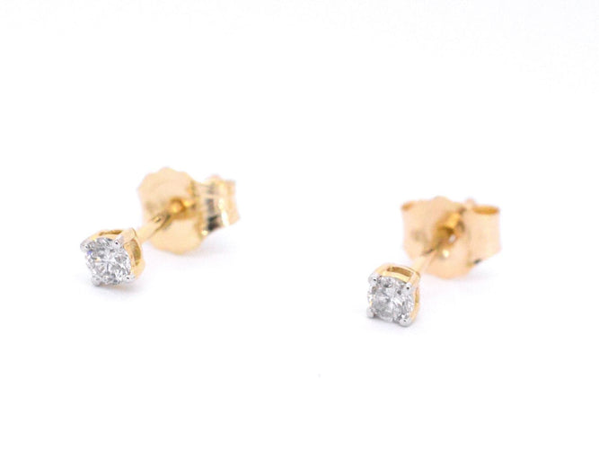 Boucles d'oreilles Boucles d'oreilles en or jaune serties de diamants 58 Facettes 2267