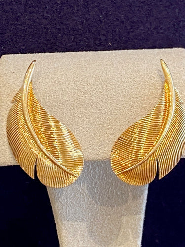 Boucles d'oreilles Hermès - Boucles d'oreilles vintage Plumes en or jaune 58 Facettes