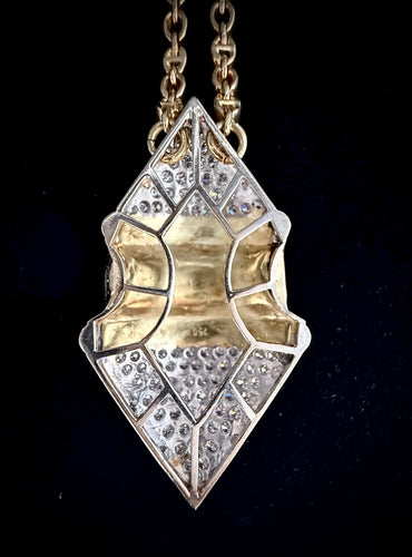 Pendentif Pendentif en or jaune serti de 4 carats de brillants 58 Facettes