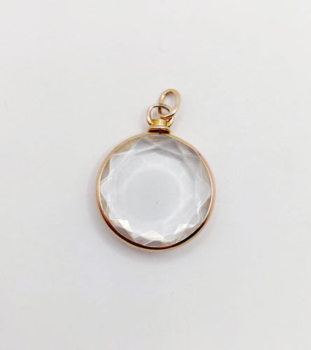 Pendentif Pendentif porte-photo reliquaire or jaune, verre facetté (circa 1900) 58 Facettes A06213