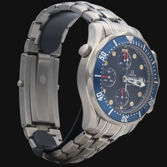 Omega Montre Seamaster Diver 300M Chronograph Titan