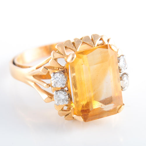Bague 54 Bague citrine et ses 4 diamants 58 Facettes