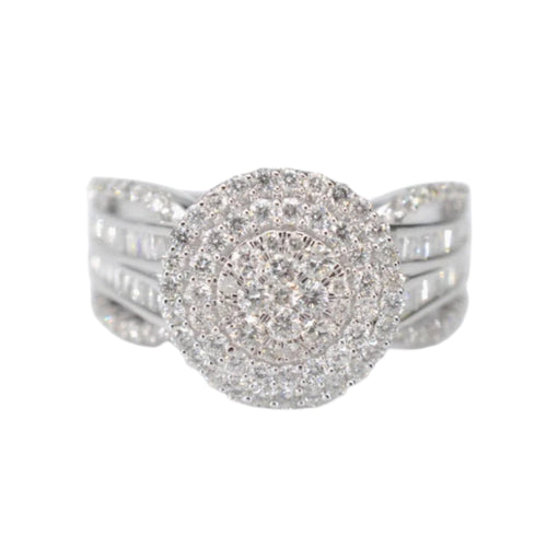 Bague 54 Bague entourage en or blanc avec diamants 58 Facettes 2079