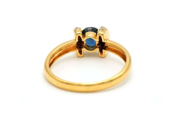 Bague 59 Bague en or jaune sertie d'un saphir naturel et de diamants 58 Facettes 19774