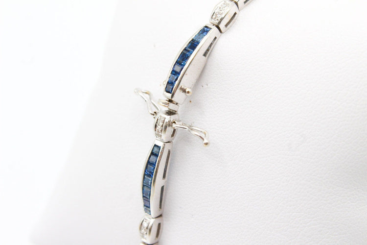 Bracelet Bracelet or blanc, saphirs et diamants 58 Facettes 240395