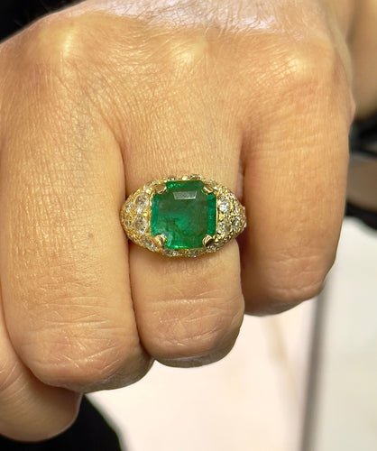 Bague 51 Bague en or jaune , diamants et émeraude 58 Facettes