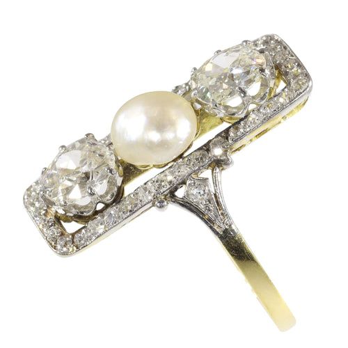 Bague 56 L'héritage de l'amour : faire le pont entre déco et romance 58 Facettes 19225-0098