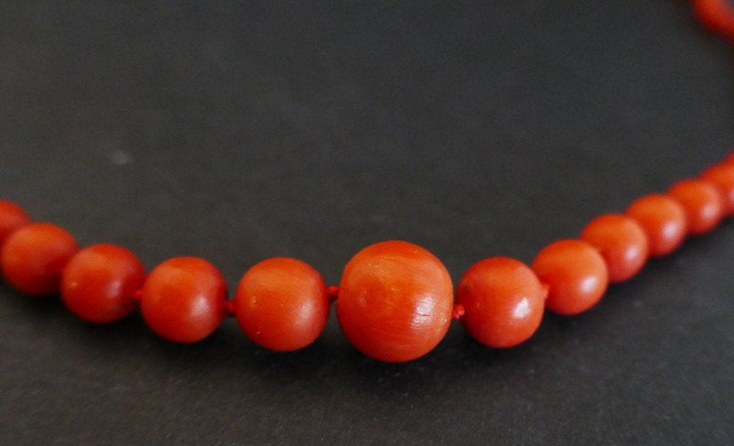 Collier Collier En Chute Corail Ancien 58 Facettes