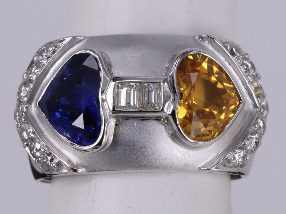 Saphirs bleus et jaunes coeur vintage avec diamants