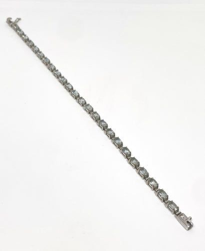 Bracelet Bracelet en or gris rivière de topazes 58 Facettes