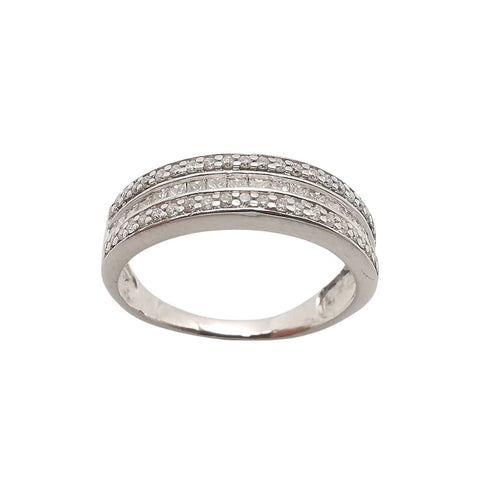 Bague 55 Bague en or blanc & diamants 58 Facettes