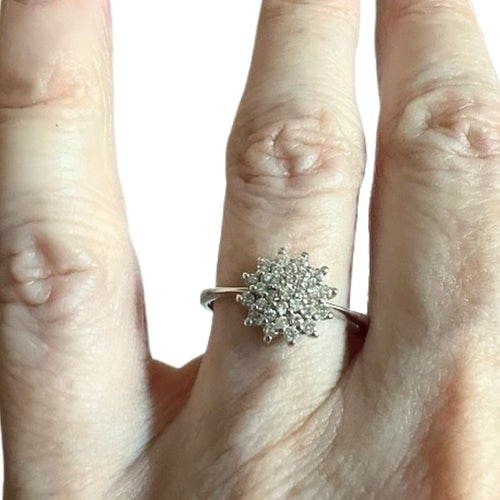 Bague Bague au design contemporain avec diamants 58 Facettes Q360B(129)