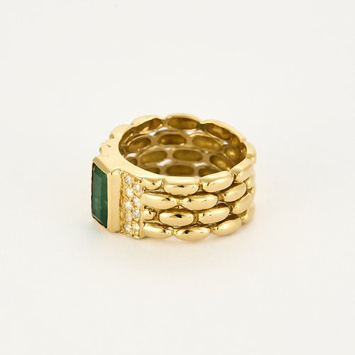 Bague 55 Bague en or jaune, émeraude et diamants 58 Facettes B240805