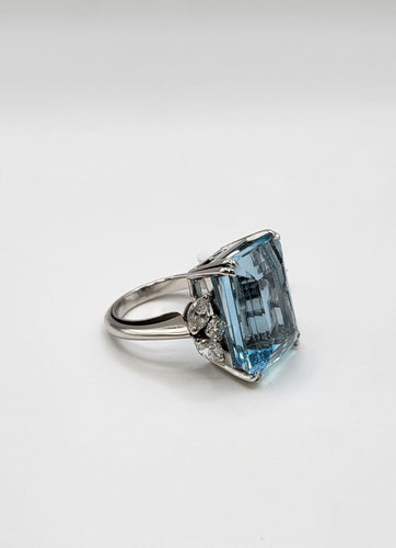 Bague 54 BAgue Aigue-Marine, diamants navette et rond 58 Facettes