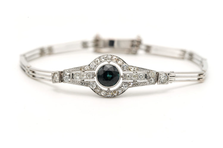 Bracelet Bracelet Art Déco serti d'un saphir et de diamants taille rose en or blanc 58 Facettes 23105