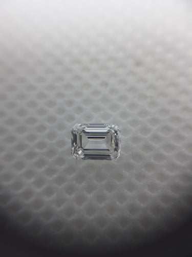 Gemstone DIAMANT TAILLE EMERAUDE 0.46ct 58 Facettes