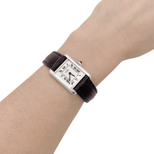 Montre Montre Cartier "Tank Must" argent, cuir. 58 Facettes 34500