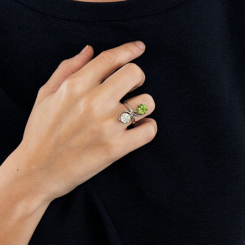 Bague 50 Bague Toi et Moi, diamant et péridot 58 Facettes