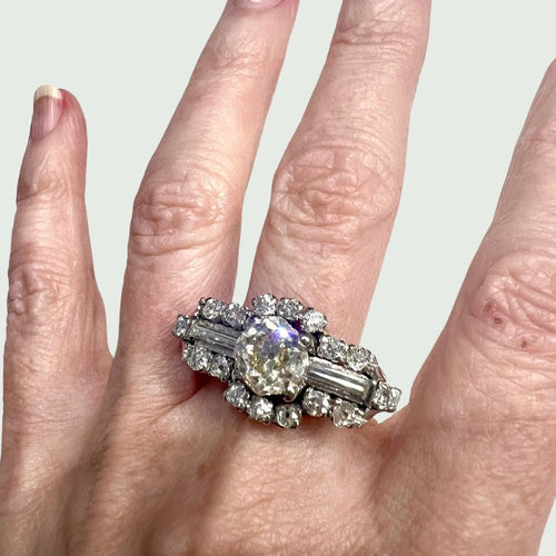 Bague Bague contemporaine en platine et diamants 58 Facettes Q929A