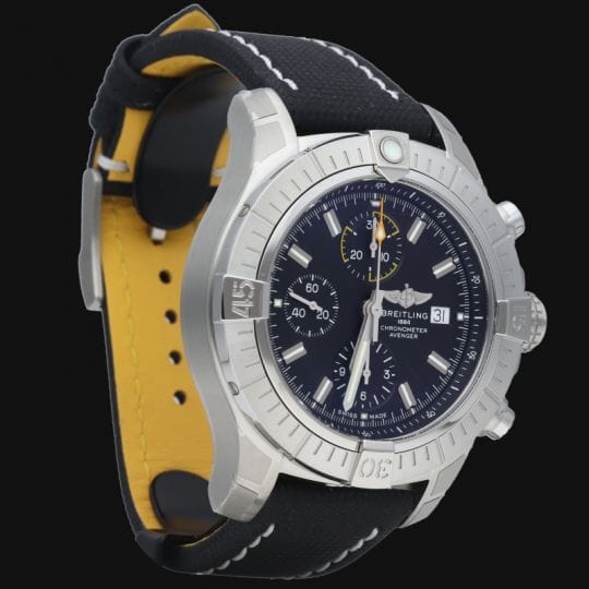 Montre Breitling Montre Avenger Chronograph 45 58 Facettes MT40275