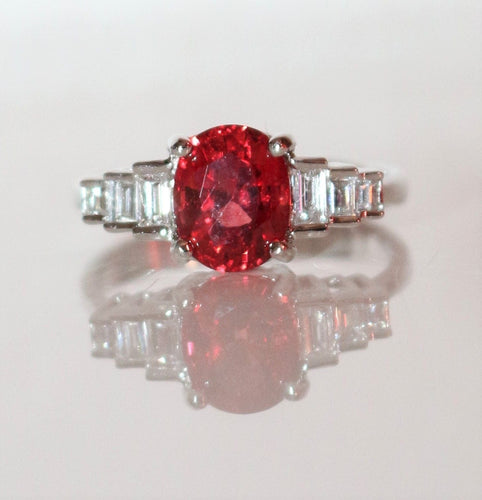 Bague Or Blanc Et Spinelle Naturel