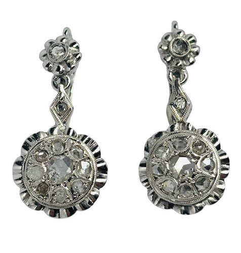 Boucles d'oreilles Boucles d’oreilles saphirs et diamants 0,88 ct en or 18k 58 Facettes Q351B