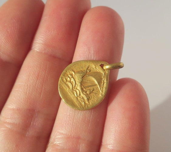 Rasumny - Médaille pendentif Art Nouveau biface Saint Georges en or jaune 18k