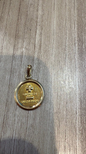 Pendentif Médaille Augis plus qu’hier moins que demain 58 Facettes 096531084332