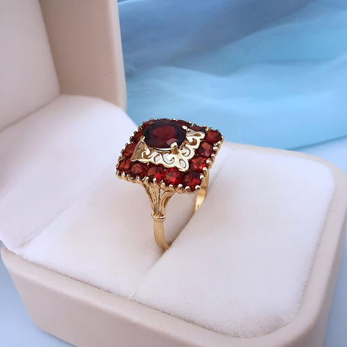 Bague 57.5 Bague grenats Or jaune 18K 58 Facettes 1756