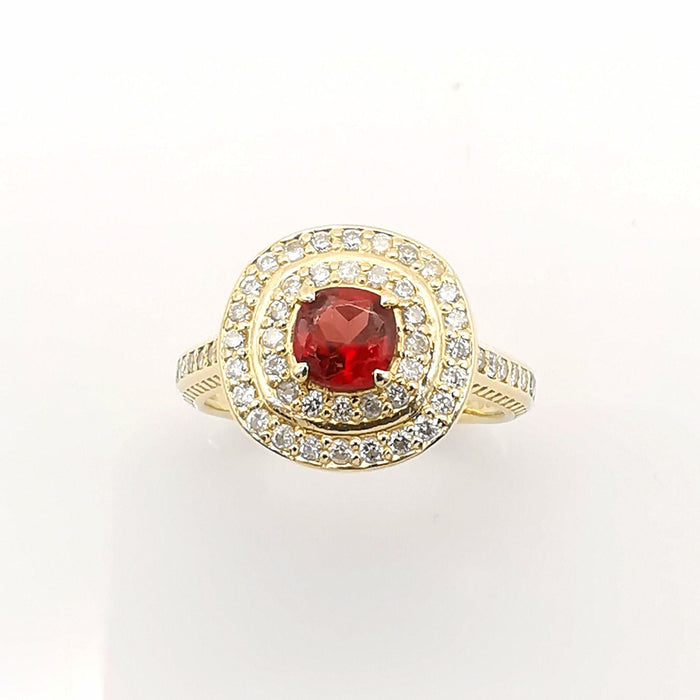 Bague 52 Bague or jaune rubis & diamants 58 Facettes