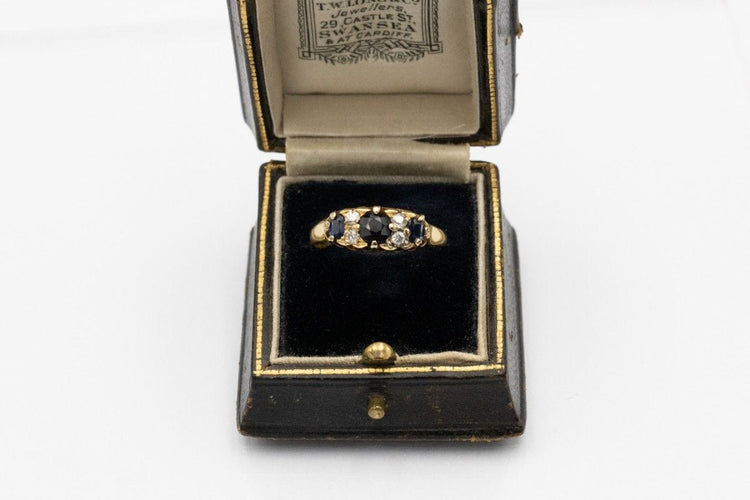 Bague Bague ancienne avec saphirs et diamants en or jaune 18k 58 Facettes 11559