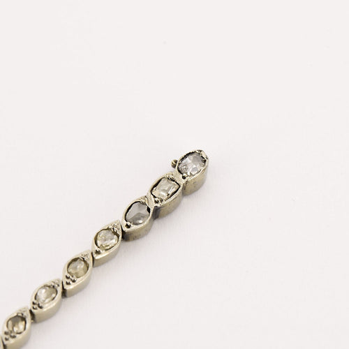 Bracelet Bracelet en or blanc, perles et diamants 58 Facettes LJ31