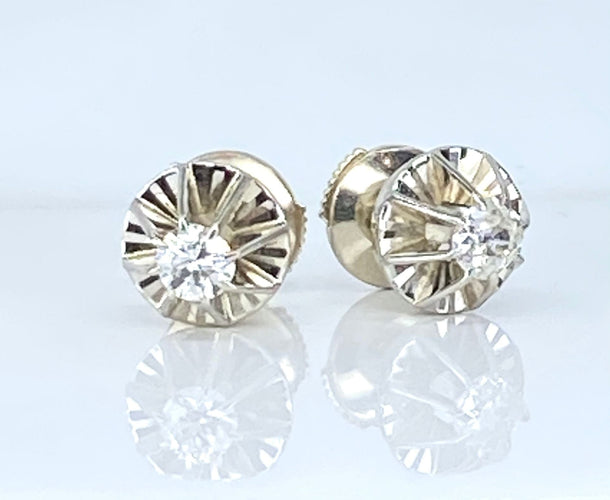 Boucles d'oreilles Paire de boucles d’oreilles en or blanc 18 carats et diamants 58 Facettes AB535