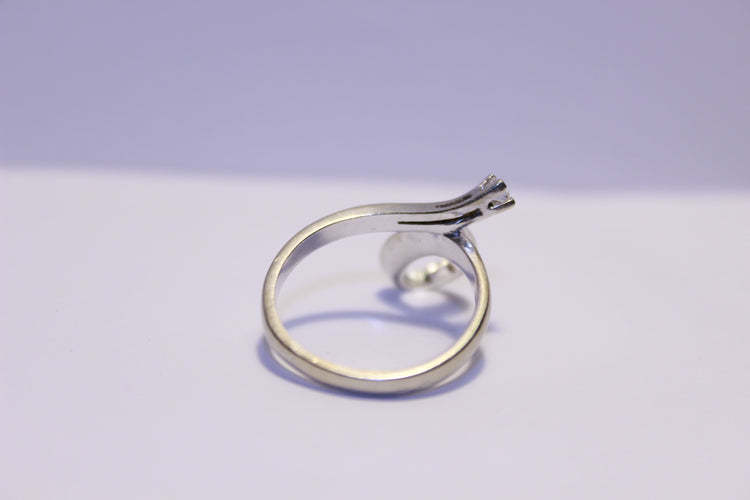 Bague 57 Bague Boucle Diamants 58 Facettes