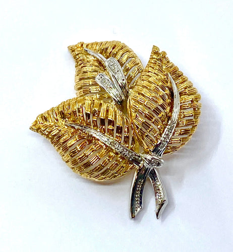 Broche Broche feuille en or jaune et diamants 58 Facettes AB592bis
