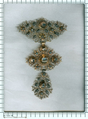 Pendentif La Croix de la crainte : un héritage « à la Jeanette » du XVIIIe siècle 58 Facettes 17124-0058