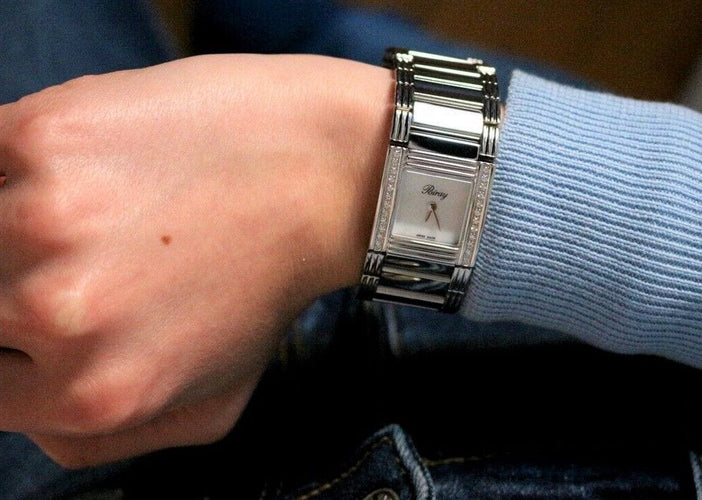 Montre POIRAY - Montre Ma Première Manchette Acier Et Diamants 58 Facettes 284