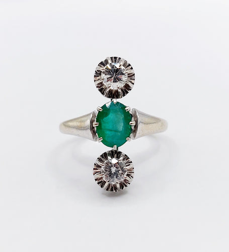 Bague 50 Bague marquise art deco or blanc 18k émeraude et diamants 58 Facettes A06115