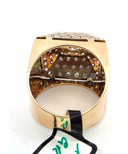 Anello oro giallo massiccio con diamante centrale e diamanti su struttura piramidale 58 Facettes