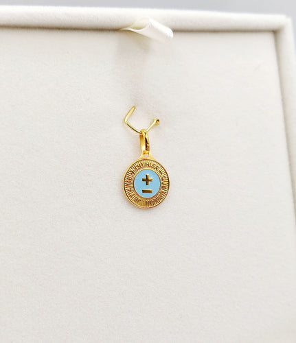 Pendentif AUGIS - Pendentif médaille d'amour or jaune  - L'Élégante Bleue ciel 58 Facettes J10798X000