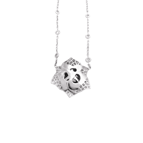 Collier Collier Piaget "Rose" or blanc, diamants. 58 Facettes 34509