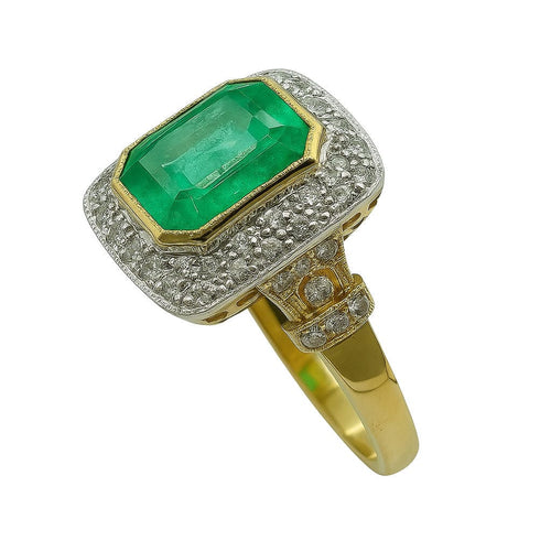 Bague 53 Bague en or jaune et platine avec une émeraude et des diamants 58 Facettes 50323